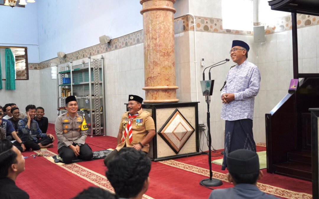 Jumat berkah, Kapolres dan Bupati Nganjuk Kunjungi Ponpes Al Ubaidah Kertosono