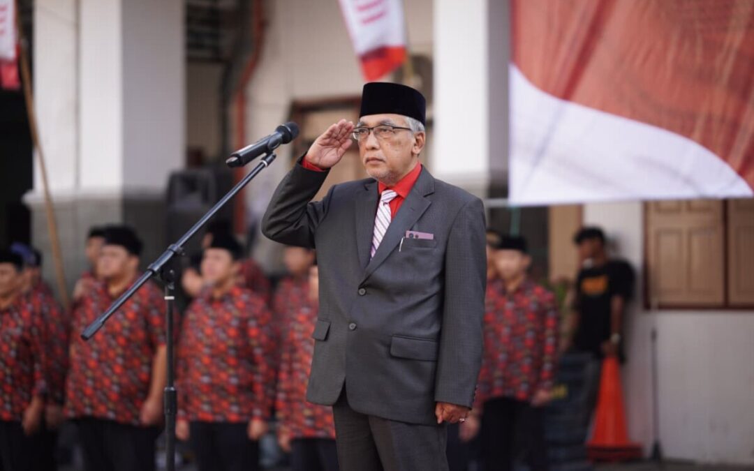 Ponpes Al Ubaidah Gelar Upacara HUT ke-80 RI, Tekankan Syukur dan Peran Santri