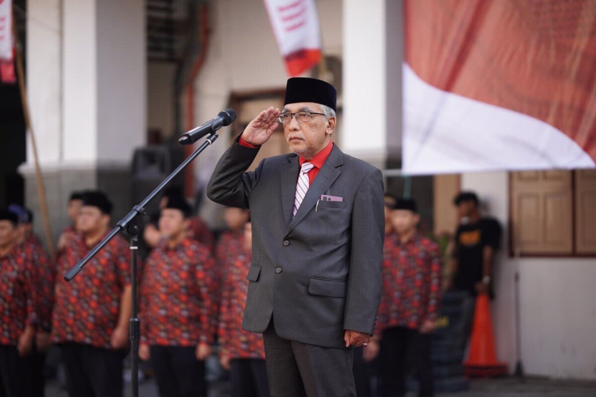 Ponpes Al Ubaidah Gelar Upacara HUT ke-80 RI, Tekankan Syukur dan Peran Santri