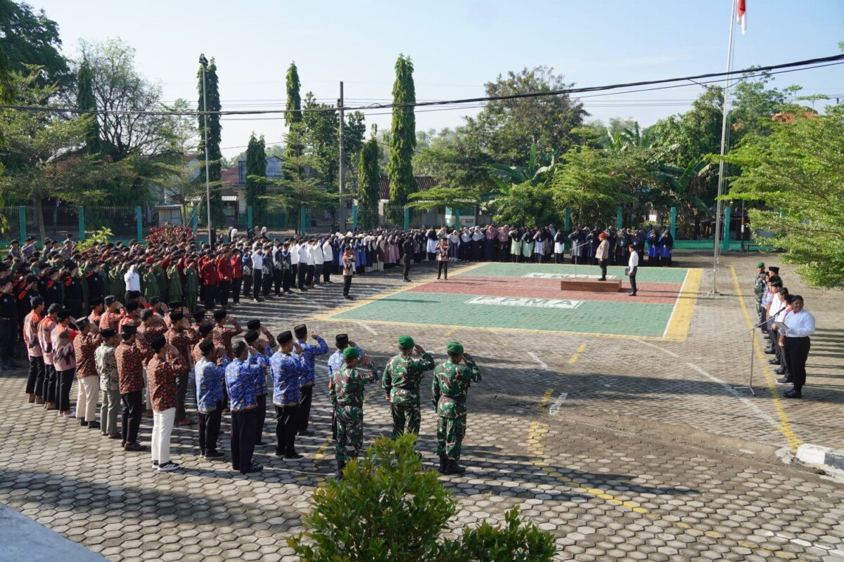 Ponpes Millenium Alfiena Gelar Upacara Hari Kesaktian Pancasila, Tanamkan Nilai-nilai Pancasila kepada Santri