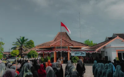 Santri Putri Ponpes Millenium Alfiena Meriahkan Peringatan Hari Ibu