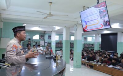 Polres Nganjuk Bekali Santri Ponpes Al Ubaidah Harkamtibmas