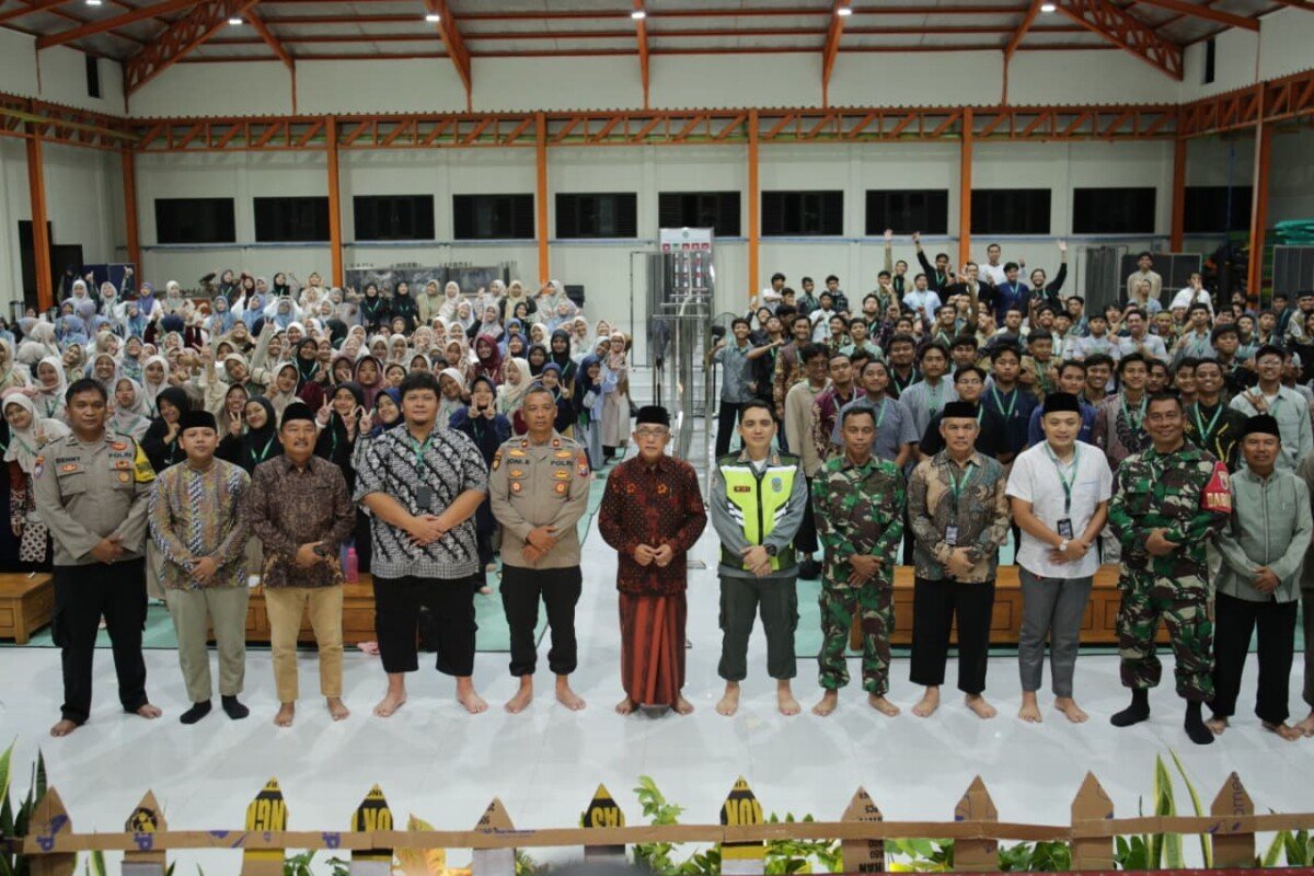 Pengajian AkhirTahun Ponpes Al Ubaidah dan Alfiena Jadi Terobosan Bina Generasi Muda