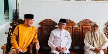 Pengasuh Ponpes Al Ubaidah Jalin Silaturahim dengan Ketua MUI Rembang