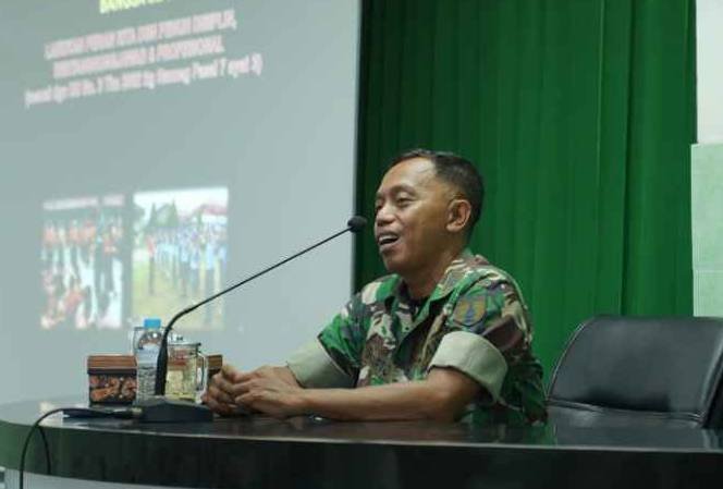 Kodim 0810 Nganjuk Minta Santri Ponpes Al Ubaidah Waspadai Perang Media di Era Digital