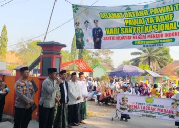 Ponpes Millenium Alfiena Meriahkan Pawai Ta’aruf Hari Santri Nasional 2026